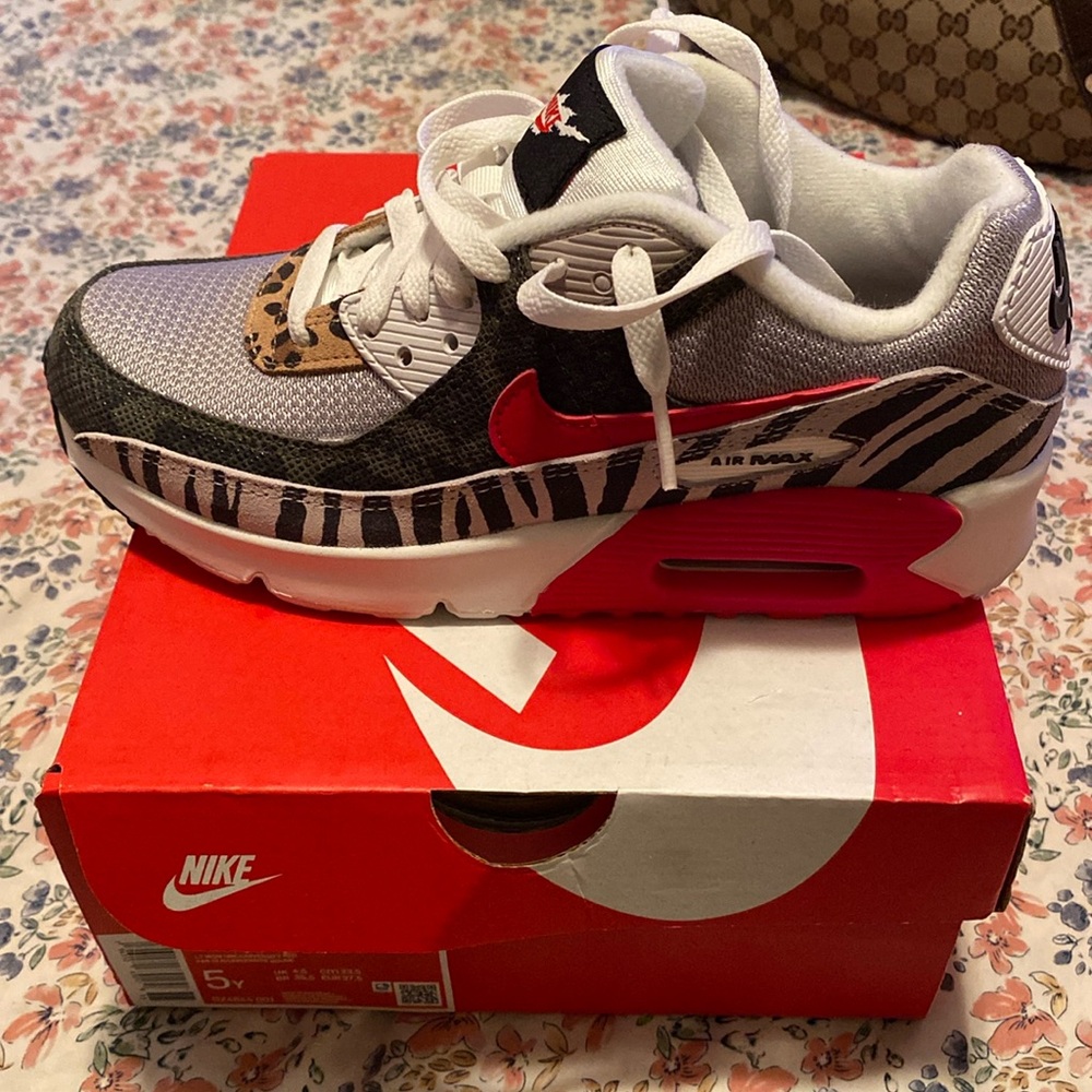 Air Max 90 LTR (GS)
5Y